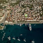 Hvar Out Apartment